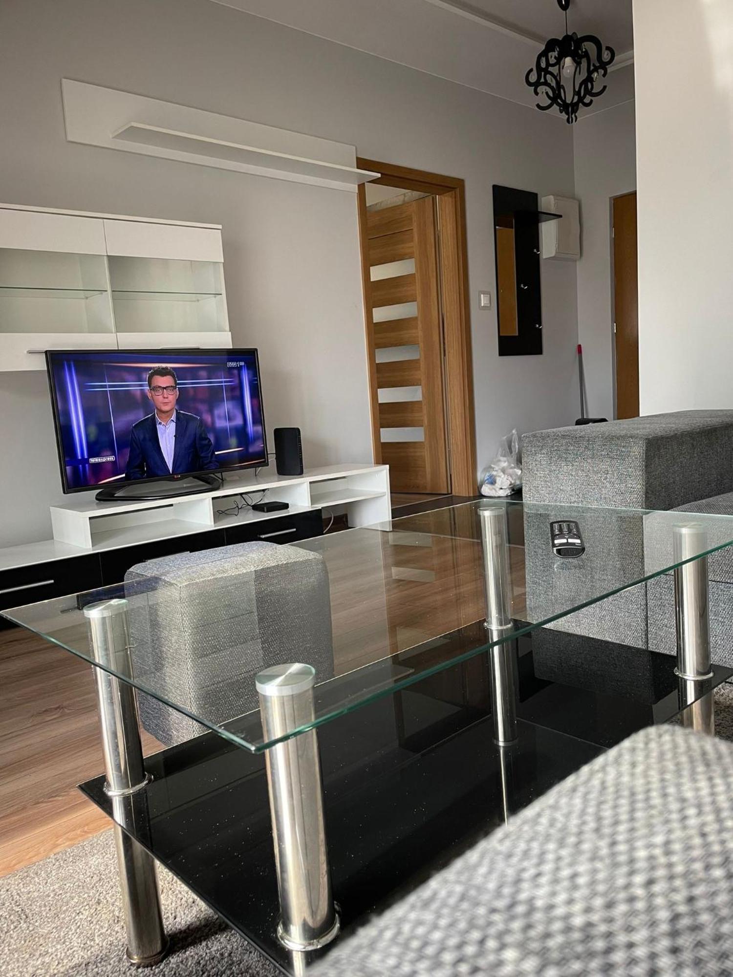Apartament Laura Z Ogrodkiem Kielce Exterior foto