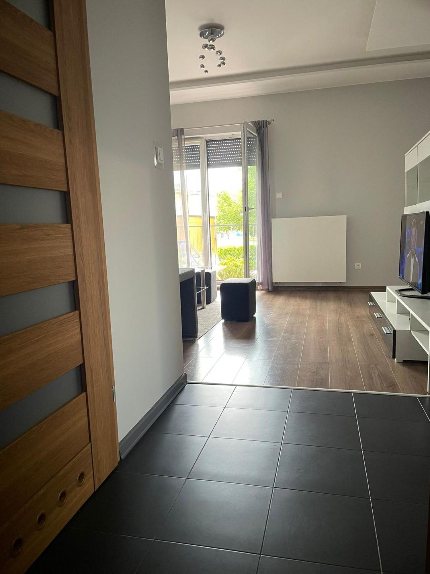 Apartament Laura Z Ogrodkiem Kielce Exterior foto